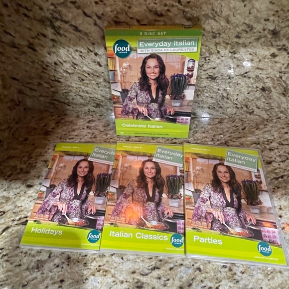 Everyday Italian with GIADA DE LAURENTIIS DVD 3 DISC SET Cooking - Picture 3 of 8